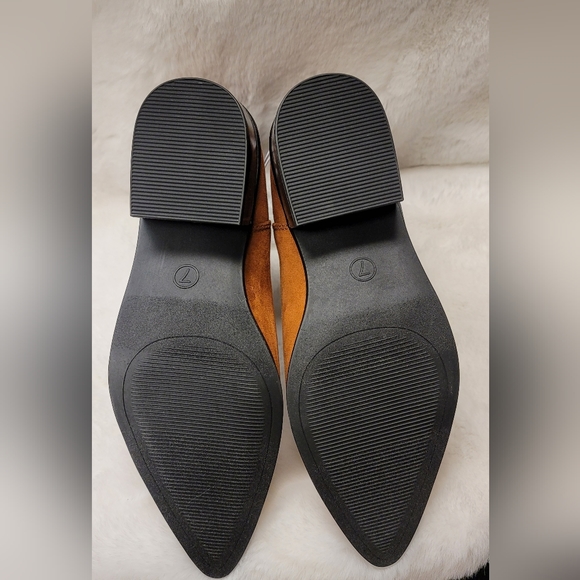 A New Day Gwen: Cognac Low Heel Pointed Toe Pull On Memory Foam Ankle Bootie - Picture 4 of 4